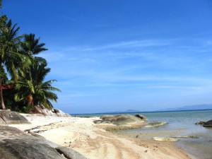 Пляж Хин Лор остров Панган