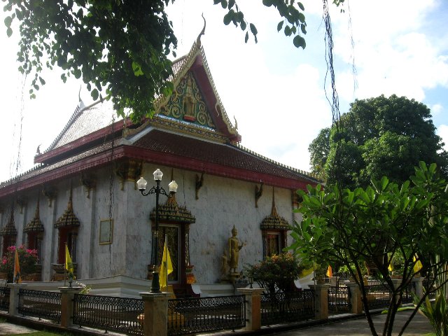 храм Ват Самрет