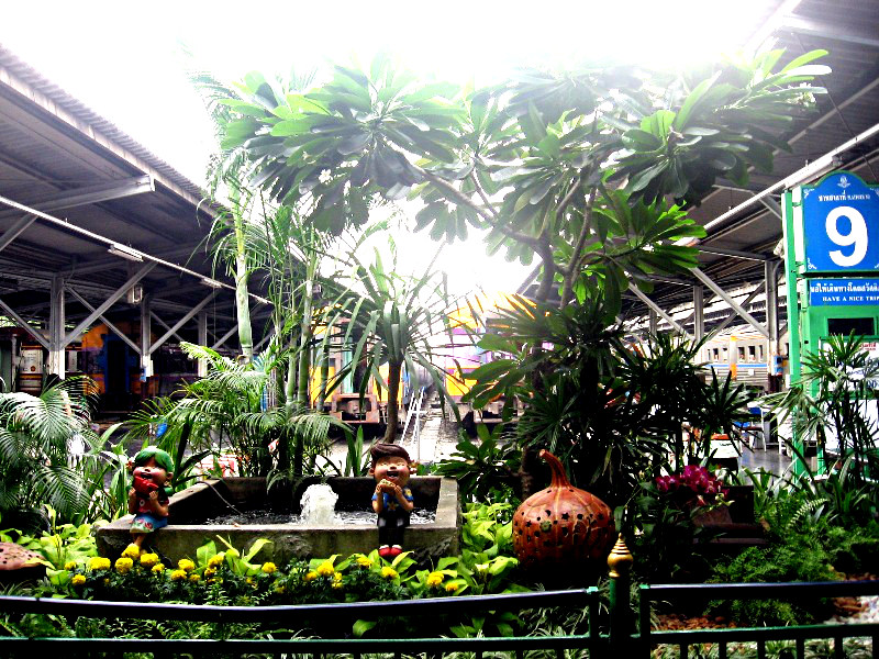 железнодорожный вокзал в бангкоке