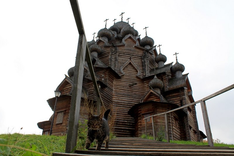 деревянная церковь фото