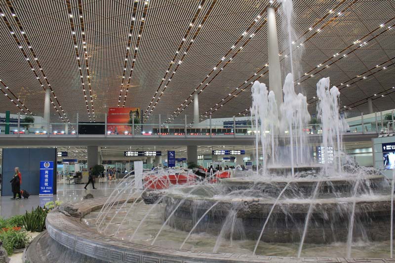 фонтан-аэропорт-пекина-фото-1