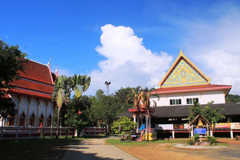 10-Wat-Khlong-Son