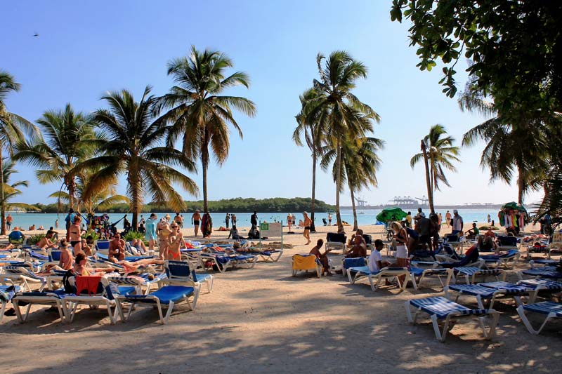 3-Beach-BelleVue-Dominican-Bay