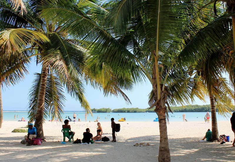 3-Beach-BelleVue-Dominican-Bay