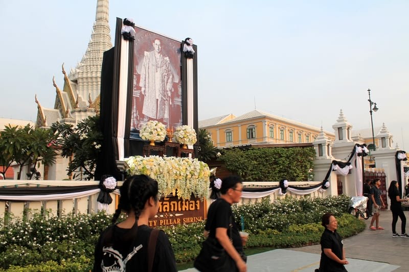 1 Траурные церемонии в Бангкоке