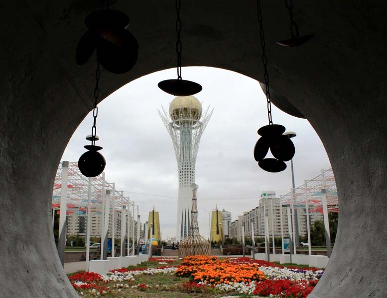 Астана монумент Байтерек