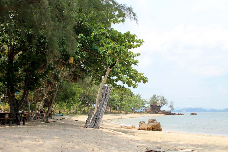 Andaman-Beach-koh-yum